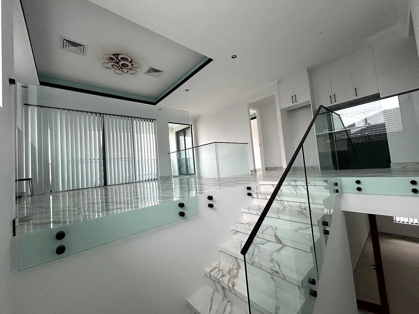 Interior repaint — Mirrabooka